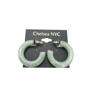 Chelsea NYC Green Acrylic Marbled Hoop Earrings Vintage NOS